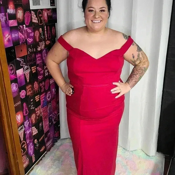 Plus Size Zip Back Crop Tank Top & Split Thigh Skirt Set - Picture 4 of 4